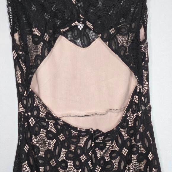 Black Dress With Lace Detail Size Small - Picture 5 of 7